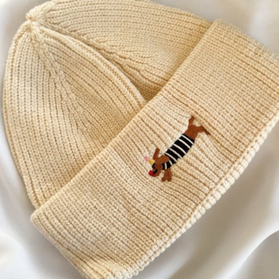 Mütze Dackel Creme Mütze Dackel Creme